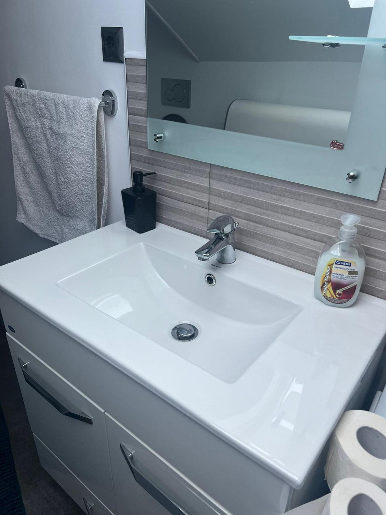 Apartament Mansarda Venus Râmnicu Vâlcea Esterno foto